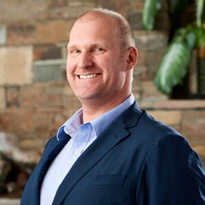 Adam Lindsay, MD - Advanced to Associate