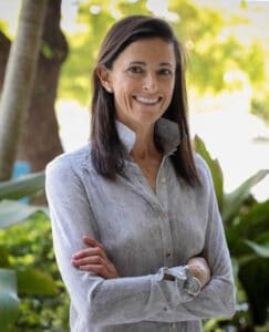 Veronica Diaz, MD - Advanced to Active